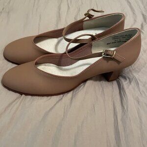 Capezio Dance Shoe Womens 8 1/2 Narrow 560 Sun Tan Nude Heel New WO Box  Strap